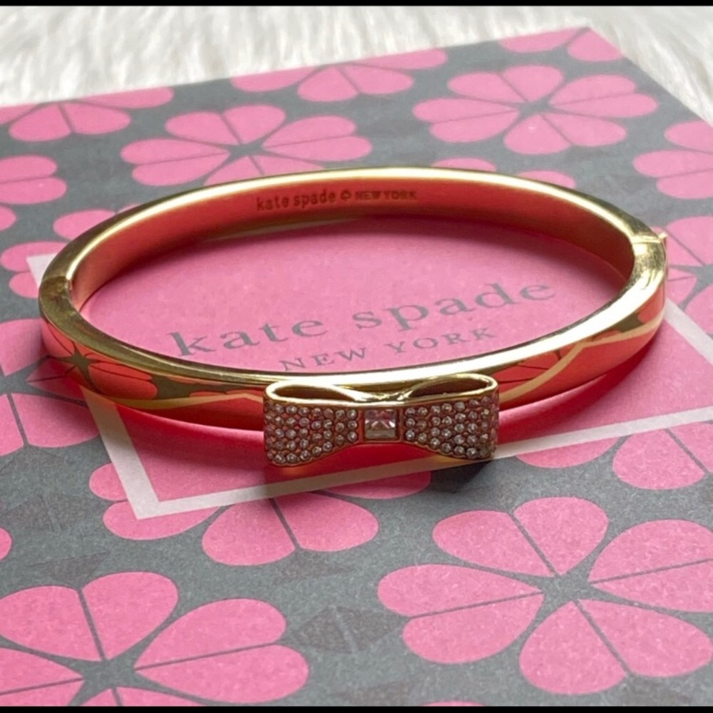 NWT KATE SPADE READY SET BOW PAVE BANGLE BRACELET!